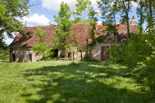House and adjoining barn
